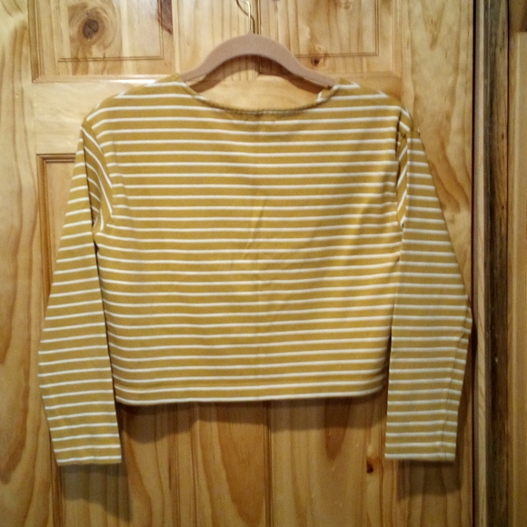 XS Bizzbee Yellow and White Tee - Picture 4 of 7